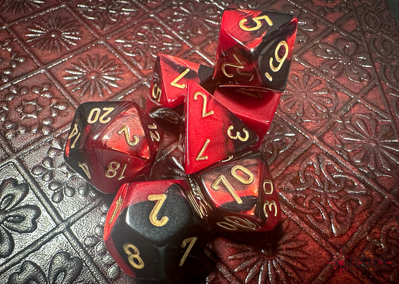 Gemini Black-Red/gold Polyhedral 7-Dice Set